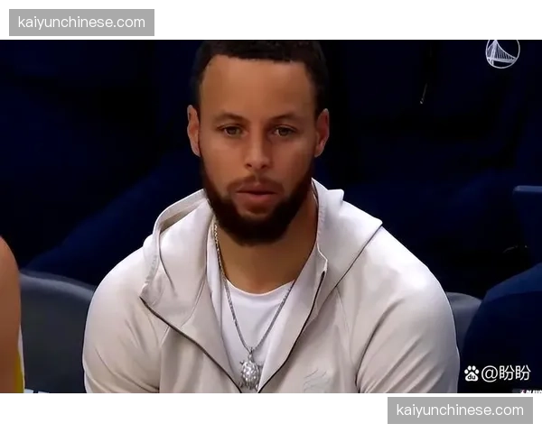 勇士121-110战胜快船，库里复出首战贡献24分7助攻