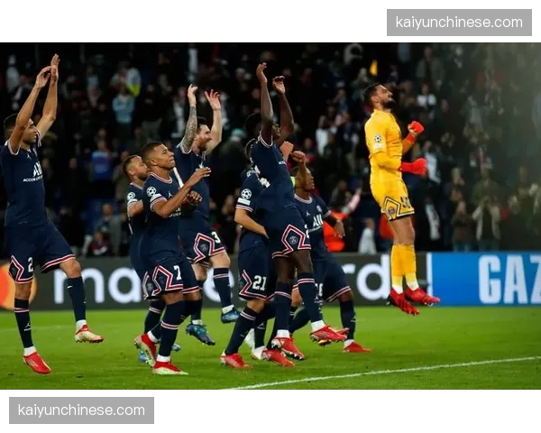 比利亚雷亚尔1-2不敌毕尔巴鄂，欧冠席位争夺激烈